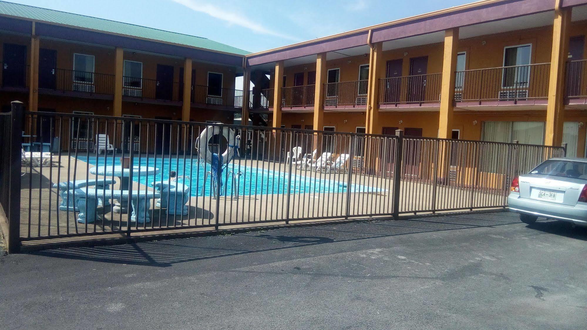 Travelers Inn Elizabethton Ngoại thất bức ảnh
