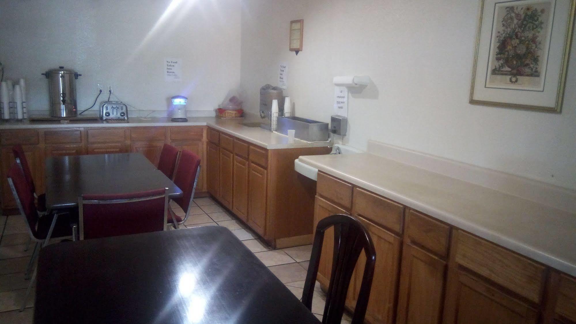 Travelers Inn Elizabethton Ngoại thất bức ảnh